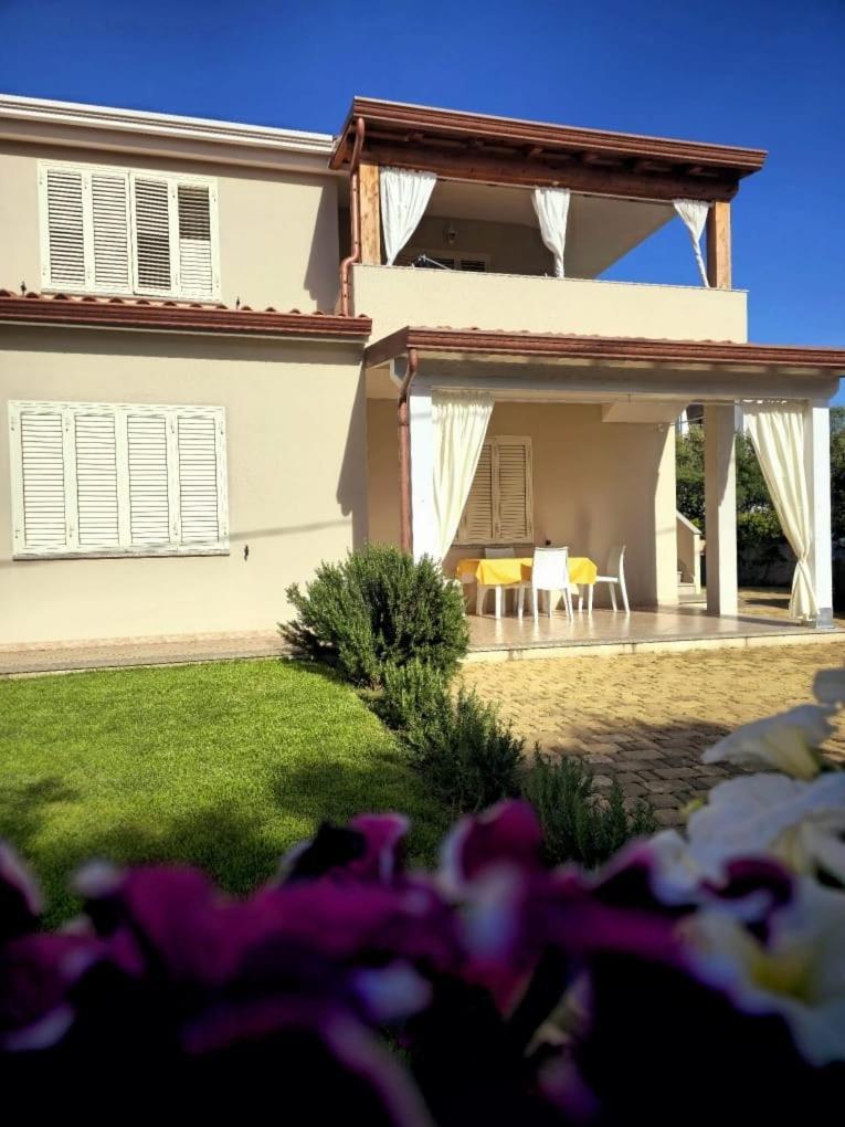 Apartamento Casa Salvo Budoni Exterior foto